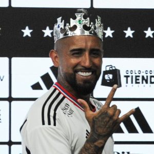 Arturo Vidal vuelve a Colo Colo