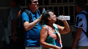 Alerta Amarilla en la Región Metropolitana por calor extremo: termómetros llegarán a 36º