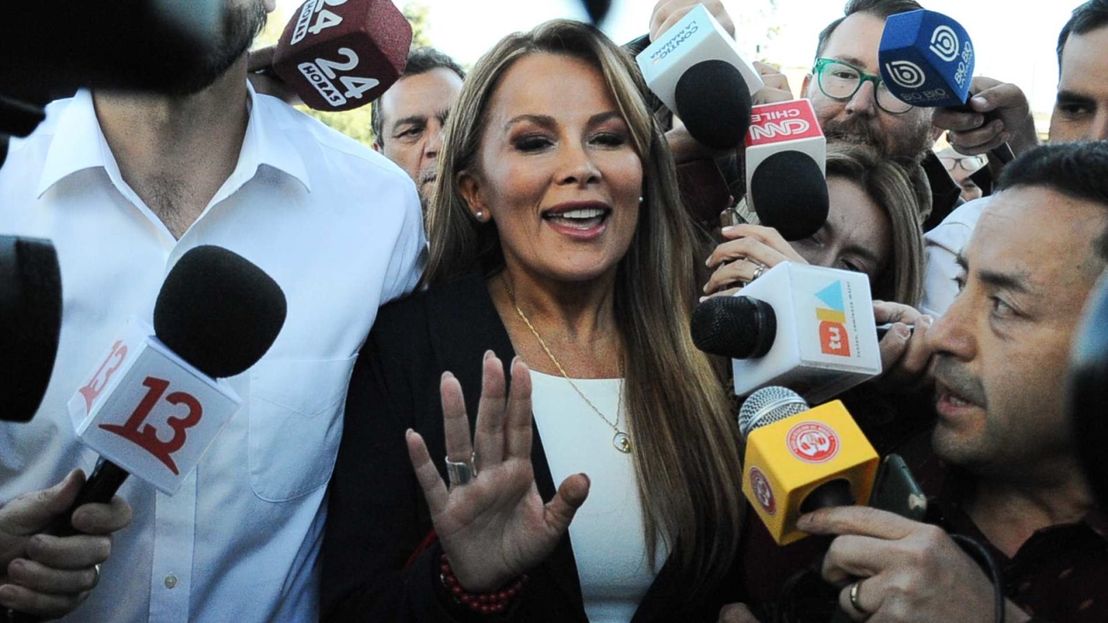 Fiscalía Cathy Barriga prisión preventiva arresto domiciliario