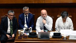 Senado posterga para el lunes 29 la votación de la Ley Corta de Isapres
