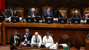 Senado aprueba en general la Ley Corta de Isapres y pasa a la Cámara de Diputados