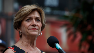 Cadem: Matthei le ganaría a Carter en una primaria de la centro derecha