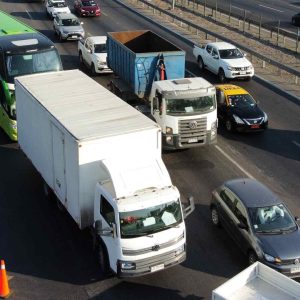 Alvaro Elizalde responde a camioneros