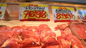 Los alimentos que impulsaron el alza de 0,7% en el primer IPC del año