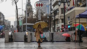 Bajan las temperaturas en la RM: ¿Cuándo lloverá en Santiago?