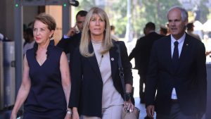 Por qué la oposición salió disconforme de la reunión con Tohá por secuestro de ex militar venezolano