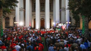 Volvieron las chaquetas rojas: así fue el homenaje a Sebastián Piñera en el ex Congreso