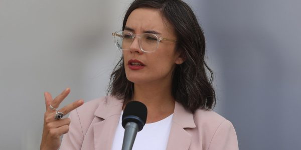 Camila Vallejo FIDAE Israel