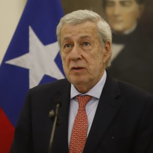 Canciller Alberto Van Klaveren responde a embajador de Israel