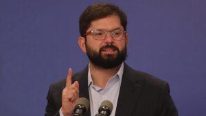 VIDEO - Boric revela cómo fue su recorrido por Estación Central cerca de la medianoche