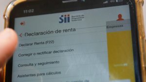 ¿Quiénes deben hacer la declaración de renta 2024?