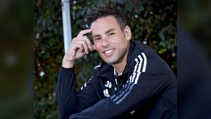 ¿Ganar o Servir?: el reto que recibió Claudio Valdivia tras subir fotografía durante viaje a Perú