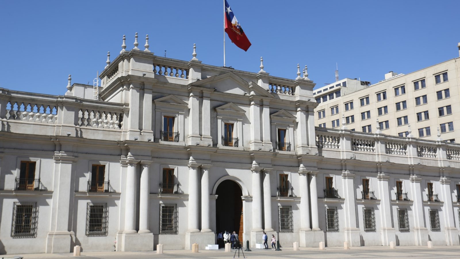 asaltan a funcionario de presidencia palacio la moneda