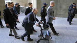 Por qué revocaron la histórica condena contra Harvey Weinstein