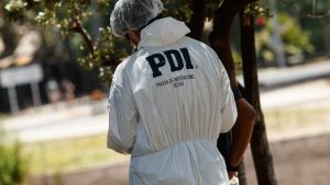 Rancagua: hombre de 70 años tenía el cadáver de su esposa en un altar en el patio