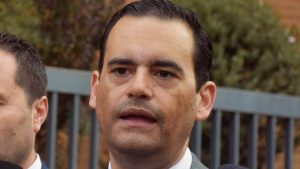 Quién es Roberto Garrido, el fiscal de La Araucanía que investigará el crimen de los tres carabineros en el Biobío