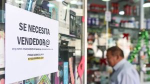 INE: desempleo llega al 8,7% y registra su primera caída en 16 meses