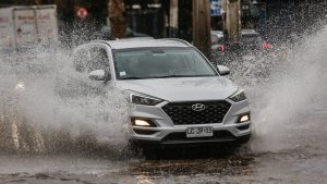 Lluvia por 30 horas: informe meteorológico pronostica hasta cuándo lloverá en la Región Metropolitana