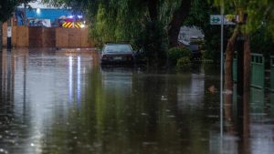 Lo Cruzat bajo el agua: la cadena de errores que llevó a Quilicura a ser la comuna más afectada por las lluvias en la capital
