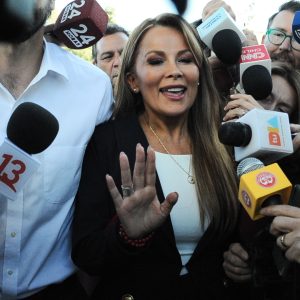 cautelares cathy barriga