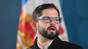 Cadem: presidente Boric cumple dos meses de alza en su aprobación y llega al 36%