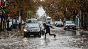 ¿Cuándo empieza a llover en Santiago?