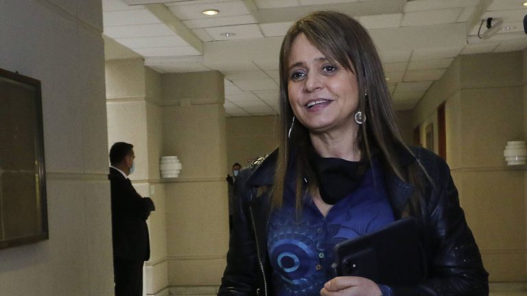 Los motivos por los que Jacqueline Van Rysselberghe renunció al Servicio Médico Legal