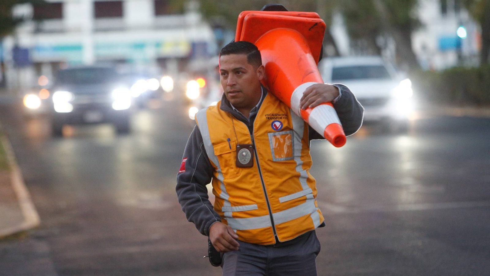 restricción vehicular jueves 13 de junio