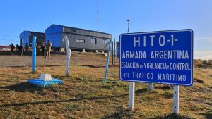 Tras el recado de Boric: Argentina decide bajar tensión diplomática y sacará paneles solares 