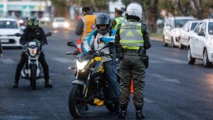 Cuál es la restricción vehicular que rige este viernes 21 de junio
