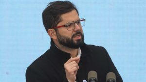 Presidente Boric emplaza a oposición por secreto bancario: 