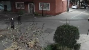 Fueron 14 disparos: indagan motivo de la balacera a una casa en Independencia