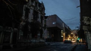 VIDEOS - Cortes de luz de más de 72 horas generan protestas en Santiago y regiones