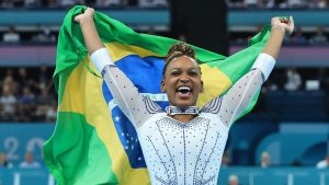 Rebeca Andrade: la gimnasta brasileña que dejó a sus pies a Simone Biles en París 2024