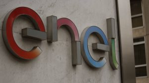 Encuesta Black&White: 92% evalúa mal el desempeño de ENEL en medio de la emergencia