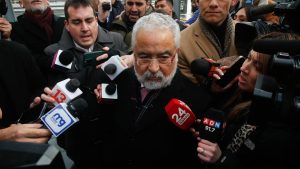 VIDEO - La caótica llegada de Luis Hermosilla al Centro de Justicia para su formalización