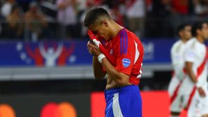 Demora por encontrar club y lesión: las razones de Gareca para no citar a Alexis Sánchez