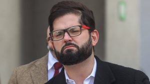 Cuando caen los poderosos...