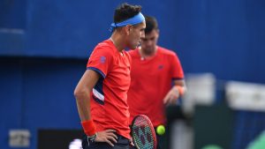 Chile cae duramente ante Estados Unidos en Copa Davis y complica sus opciones de avanzar