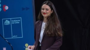 Eventuales vínculos de Irina Karamanos con caso Convenios enfrenta a las 