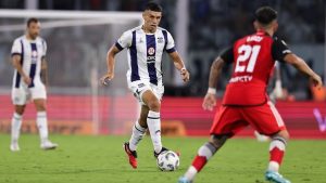 Ulises Ortegoza, el presente y la trayectoria del citado de urgencia de Gareca para los duelos de Chile en Eliminatorias