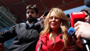 ¿Quiebre en la familia? Aseguran eventual drama en clan Lavín por fotos eróticas de Cathy Barriga