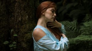 Ocho diferentes estilos de poleras cut out para este verano