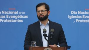 Encuesta Cadem: Boric mantiene este fin de año el mismo 31% de aprobación que recibió en 2023