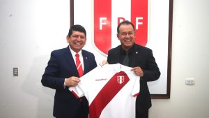 Terremoto en el fútbol peruano: detienen al presidente de la federación por vínculo con banda criminal