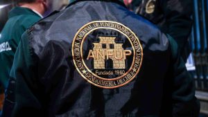 Ofertas de trabajo en Gendarmería: revisa las vacantes disponibles con sueldos de más $2,5 millones