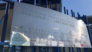 Desbordes se enfrenta al Gobierno por ampliación de penal Santiago I: 