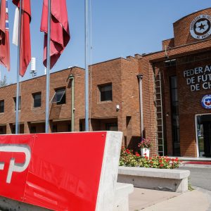Consejo de Presidentes ANFP aprobó sub 23 en segunda división y podría provocar paro del sifup