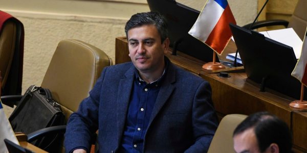 Desaforado diputado Mauricio Ojeda Caso Manicure