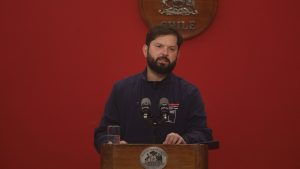 Presidente Boric vuelve a encarar a Matthei: 